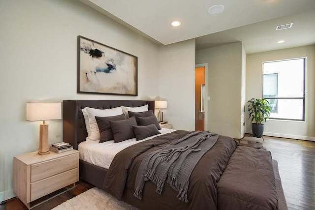 5638 Petty St Unit B, Houston, TX 77007 - bedroom featuring wood finished floors and recessed lighting