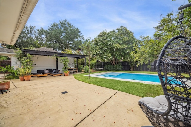 1643 Fall Valley Dr, Houston, TX 77077 - view of pool with outdoor lounge area, a fenced backyard, and a patio