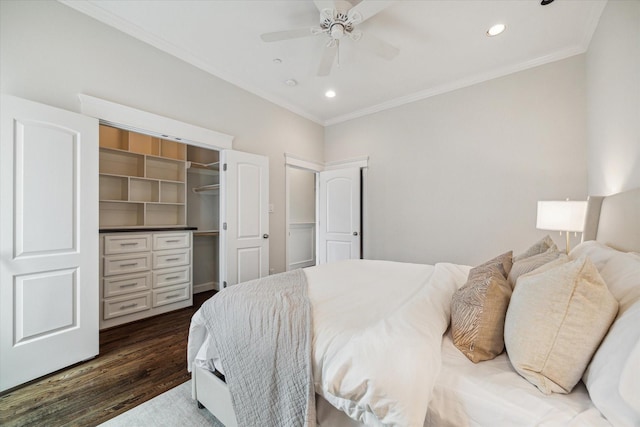 2108 Bidwell Dr, Houston, TX 77018 - bedroom featuring dark wood-style floors, crown molding, recessed lighting, a closet, and ceiling fan