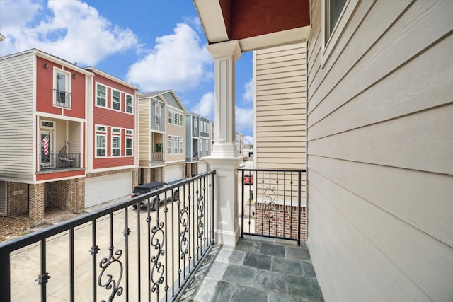 2108 Bidwell Dr, Houston, TX 77018 - balcony featuring a residential view