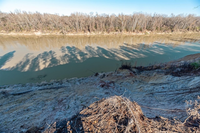 898 Taylor Lake Rd, Livingston, TX 77351