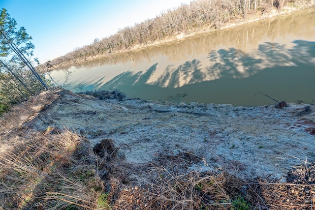 898 Taylor Lake Rd, Livingston, TX 77351
