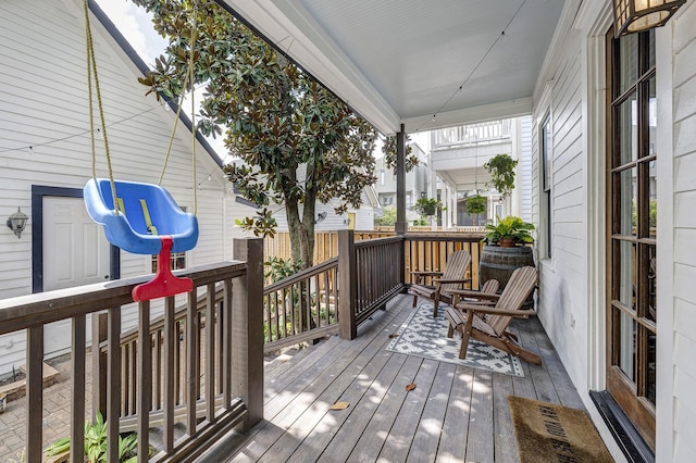 818 Waverly St, Houston, TX 77007 - view of wooden deck