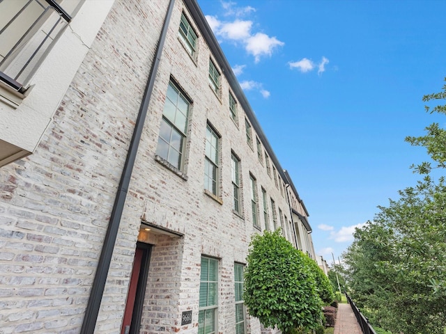 9660 Knight Rd, Houston, TX 77045 - view of building exterior