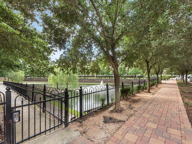 9660 Knight Rd, Houston, TX 77045 - view of gate