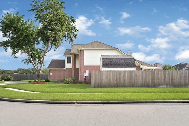 307 Spencer Lndg E, La Porte, TX 77571 - photo 2