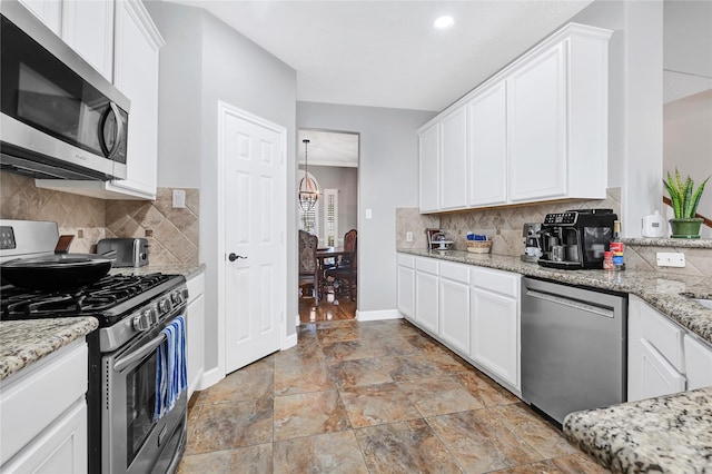 307 Spencer Lndg E, La Porte, TX 77571 - photo 13