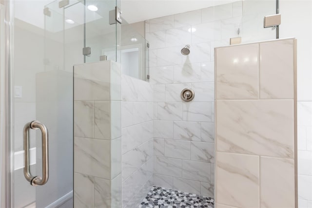 3802 Knollcrest Dr, Montgomery, TX 77356 - bathroom featuring a shower stall