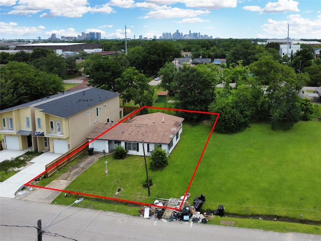 3521 Mount Pleasant St, Houston, TX 77021 - aerial overview of property's location featuring property parcel outlined and skyline