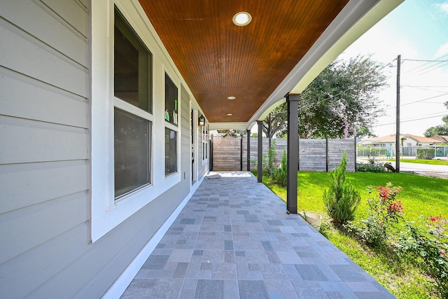 515 Caplin St, Houston, TX 77022 - photo 3
