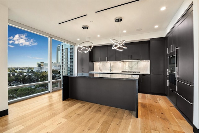 2047 Westcreek Ln Unit 806, Houston, TX 77027 - photo 5