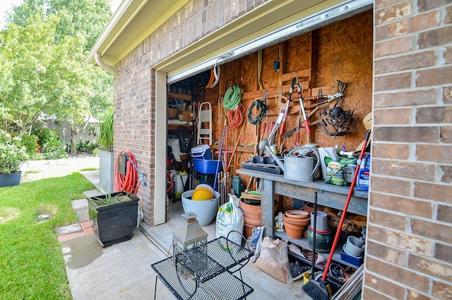 25718 Creek Ledge Dr, Katy, TX 77494 - view of patio with a garage