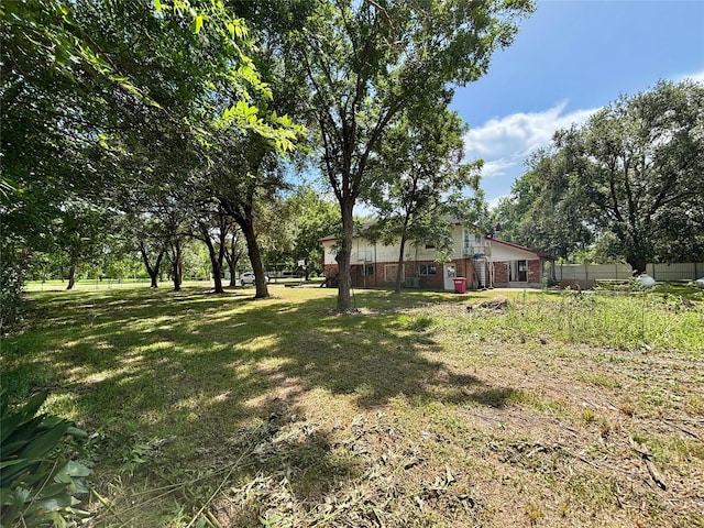 7947 Moore Dr, Pearland, TX 77584 - view of grassy yard