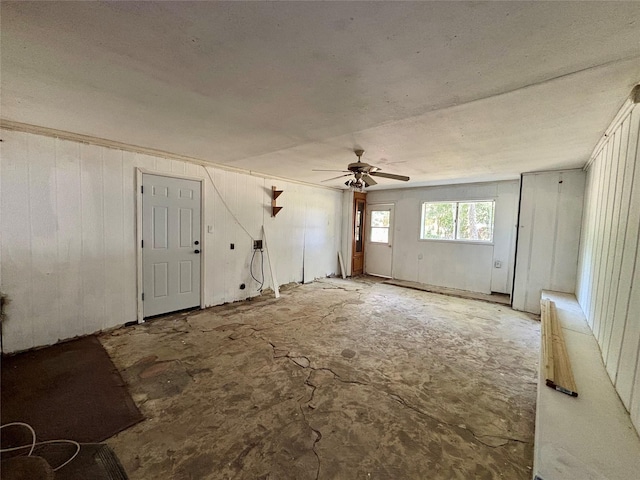 7947 Moore Dr, Pearland, TX 77584 - empty room featuring a ceiling fan