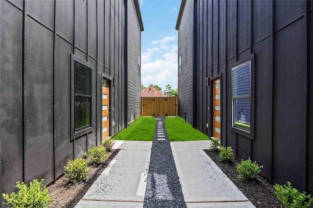 2407 Dolly Wright St, Houston, TX 77088 - view of yard