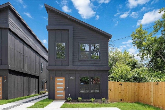 2409 Dolly Wright St, Houston, TX 77088 - contemporary house with board and batten siding
