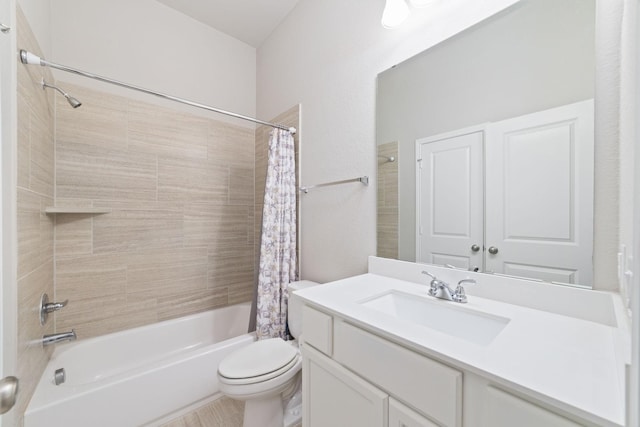13727 Pedernales Ct, Cypress, TX 77429 - full bath featuring shower / tub combo and vanity