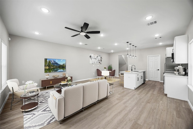 10214 Hollyglen Dr, Houston, TX 77016 - photo 5