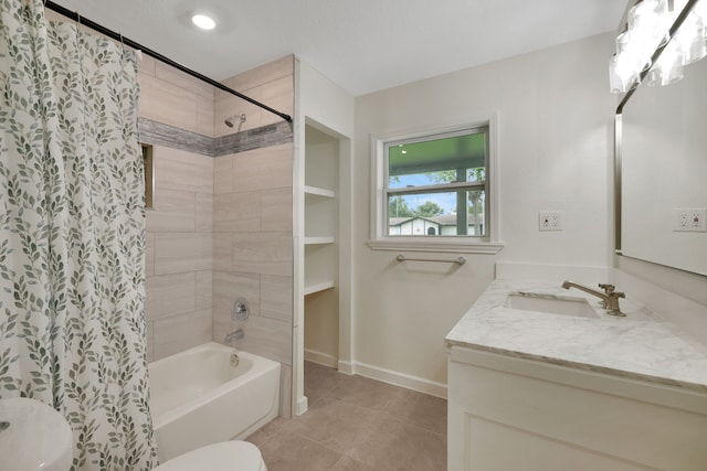 519 N Shady Ln, La Porte, TX 77571 - full bath featuring vanity, shower / bath combination with curtain, and tile patterned flooring