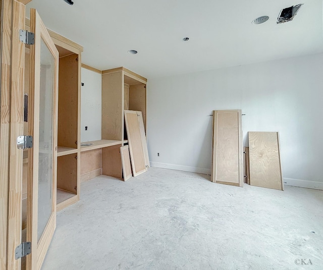 10651 Mayfield Rd, Houston, TX 77043 - empty room with baseboards