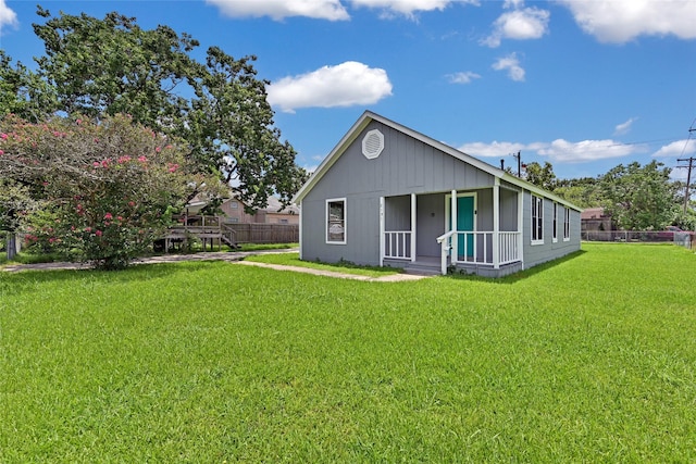 2131 6th Ave N, Texas City, TX 77590 - rear view of house featuring covered porch