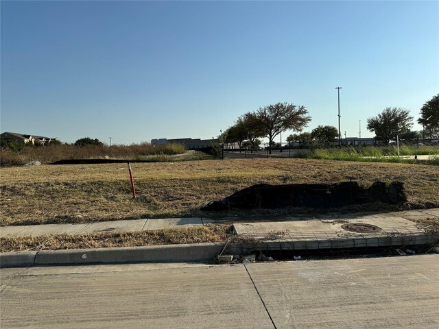 1227 Alisa Ln, Arlington, TX 76014