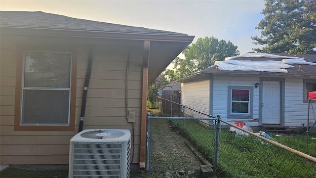 8002 Richland Dr, Houston, TX 77028 - photo 27