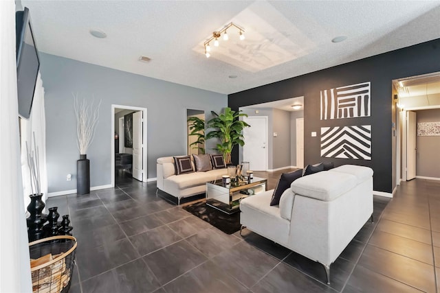 1710 Blue Heather Ln, Fresno, TX 77545 - building lobby with a textured ceiling