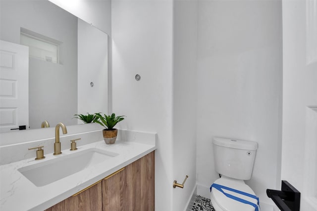 1805 Emir St Unit E, Houston, TX 77009 - bathroom featuring vanity and toilet