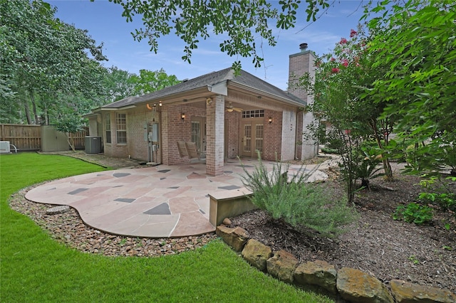 102 S Castlegreen Cir, The Woodlands, TX 77381 - photo 33