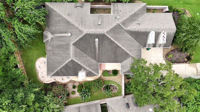 102 S Castlegreen Cir, The Woodlands, TX 77381 - photo 38