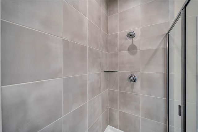 16114 Northern Cardinal Ln, Cypress, TX 77433 - bathroom with a tile shower