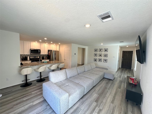 11608 Moonstruck Ln, Houston, TX 77048 - photo 5