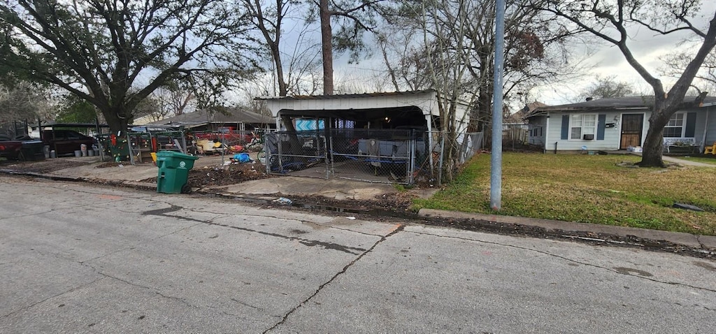 5514 Malmedy Rd, Houston, TX 77033 - view of front of home