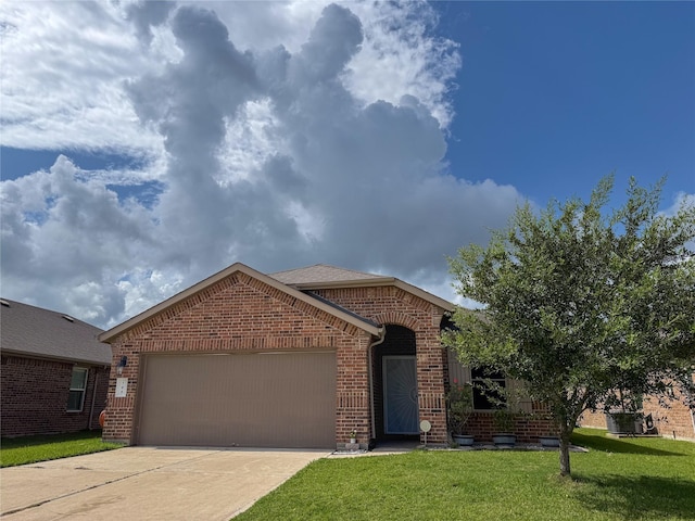 706 Zinnia Ct, Rosharon, TX 77583 - single story home featuring brick siding, a garage, concrete driveway, and a front yard