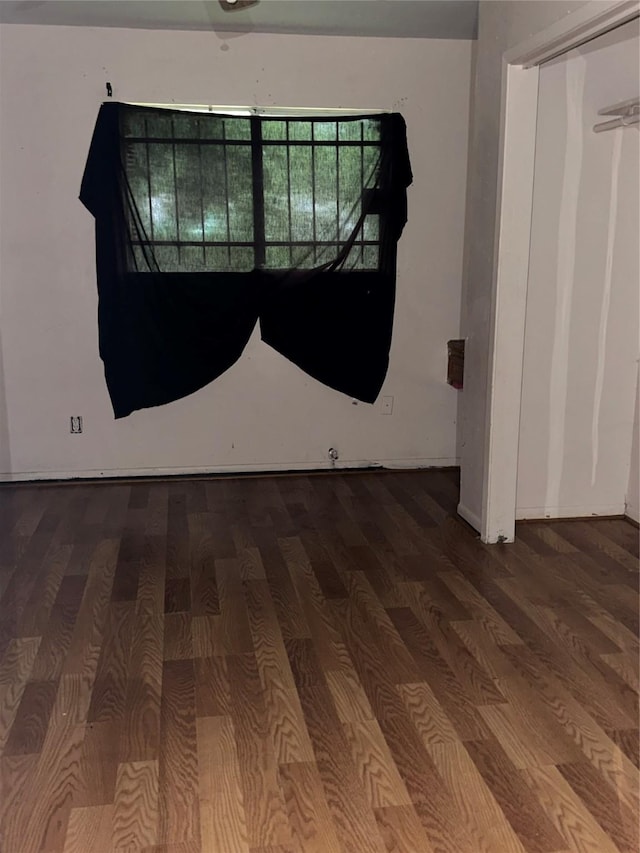 4730 Angleton St, Houston, TX 77033 - unfurnished room with wood finished floors