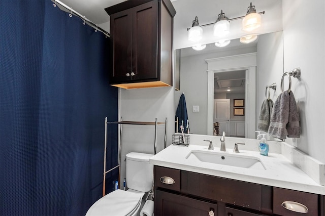 5825 Petty St, Houston, TX 77007 - bathroom featuring vanity and curtained shower