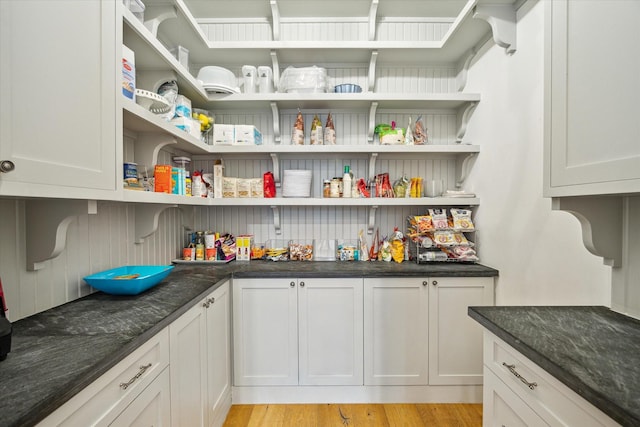 3835 Merrick St, Houston, TX 77025 - view of pantry