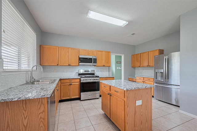 903 Pinecreek Point Ct, Spring, TX 77373 - photo 15