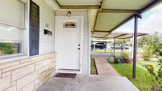 907 Axilda St, Houston, TX 77017 - view of exterior entry featuring stone siding