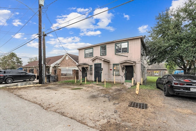 3213 Des Chaumes St, Houston, TX 77026 - view of front facade