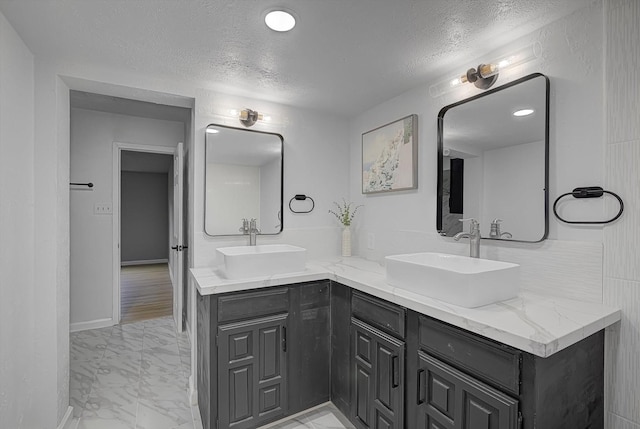 15507 Sierra Valle Dr, Houston, TX 77083 - photo 38