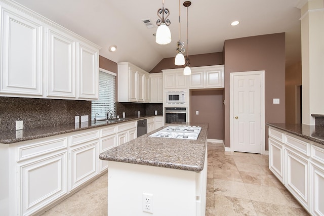 2615 Pinebend Dr, Pearland, TX 77584 - photo 11