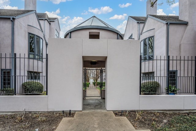 1395 Arlington St Unit 1395, Houston, TX 77008 - view of gate