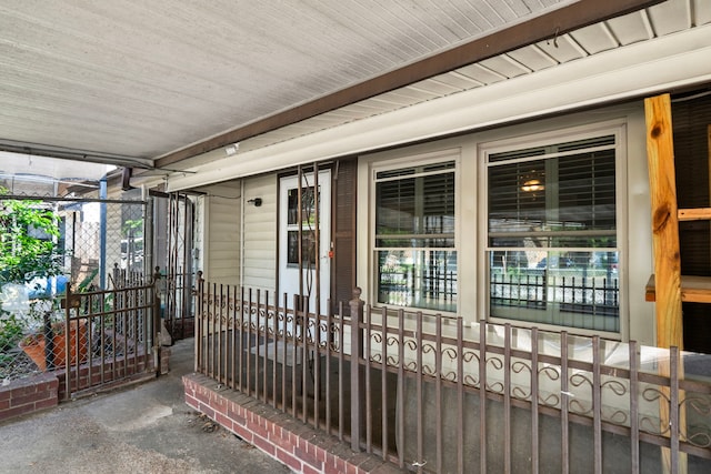 56 Wellford St, Houston, TX 77022 - view of patio / terrace
