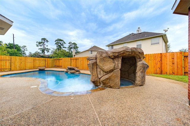22934 Cove Timbers Ct, Tomball, TX 77375 - view of pool featuring a patio area and a fenced backyard