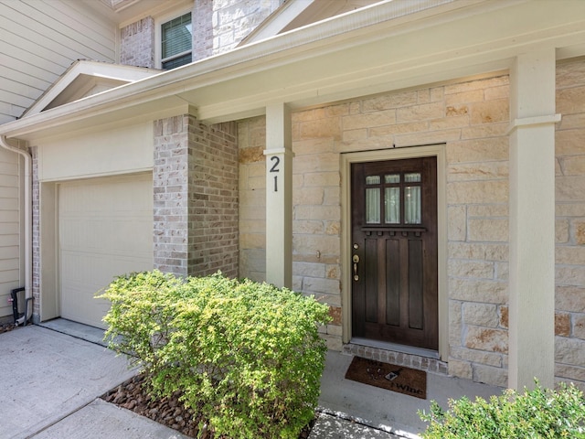 16020 Fountainview Dr Unit 21, Montgomery, TX 77356 - entrance to property with a garage