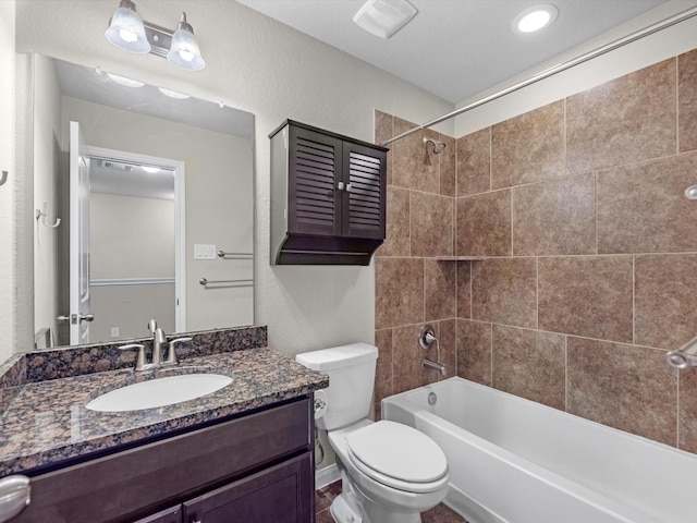16020 Fountainview Dr Unit 21, Montgomery, TX 77356 - bathroom with vanity and shower / bath combination