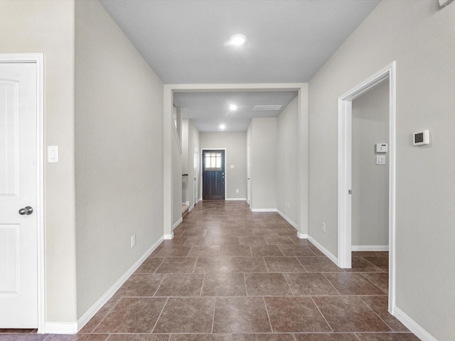 16020 Fountainview Dr Unit 21, Montgomery, TX 77356 - hallway featuring baseboards