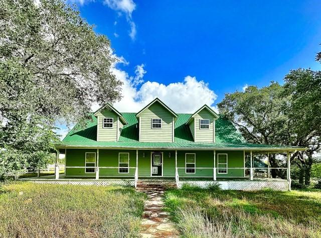 270 Canyon View Dr, Goliad, TX 77963 - photo 1